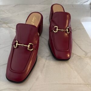 Chic Burgundy Mules with Gold Detailing